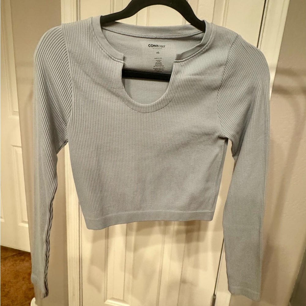 PacSun contour seamless notched neck long sleeve. Blueish gray size XS